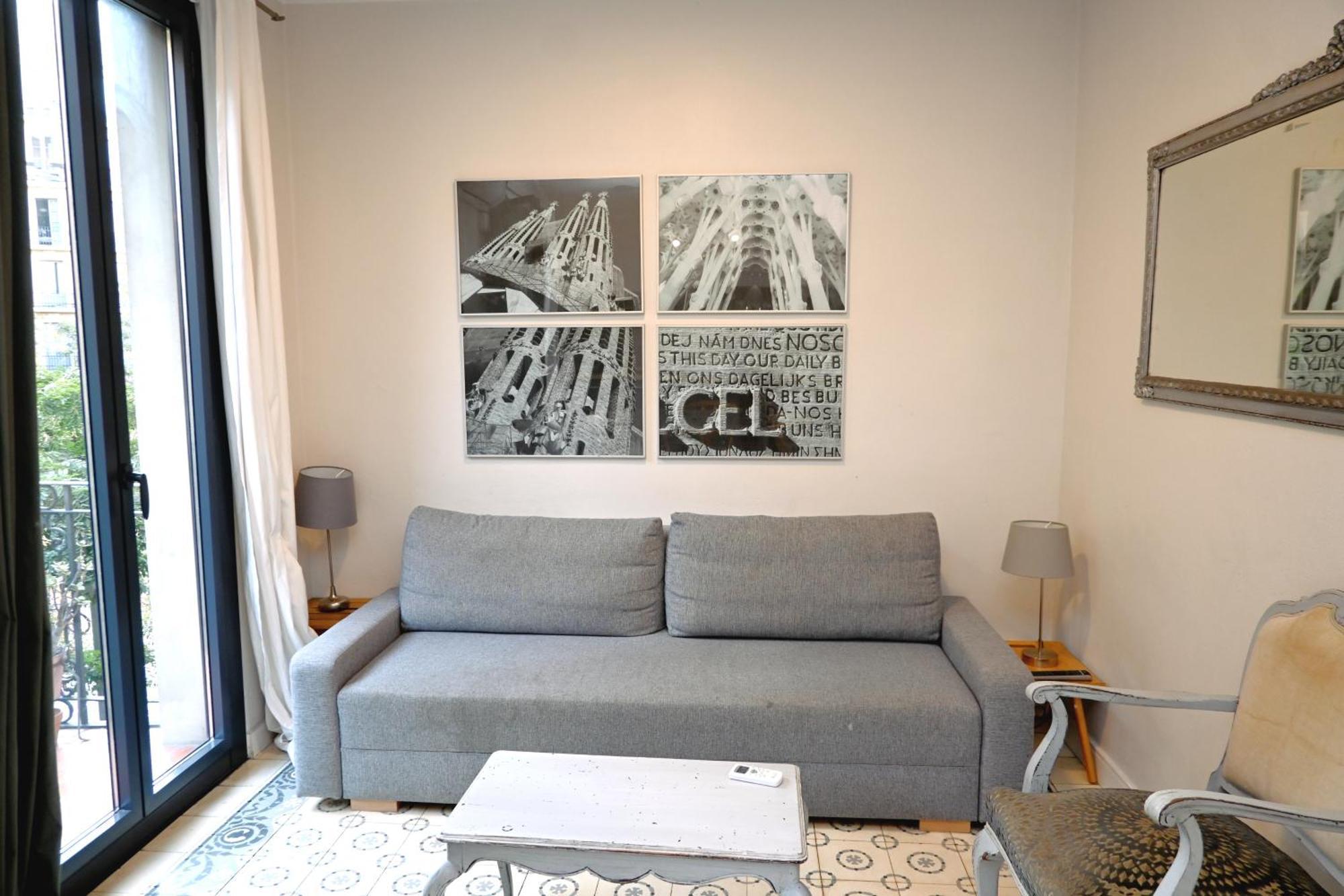 Homenfun Sagrada Familia Marina